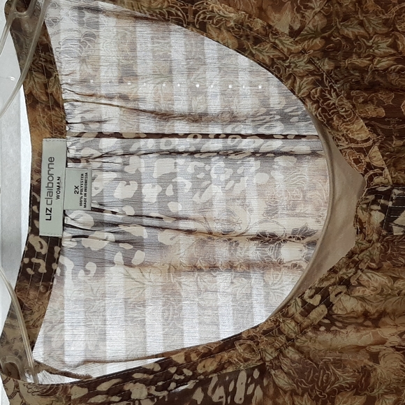 Liz Claiborne Sheer Button Down Attached Tank - Picture 2 of 15